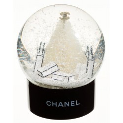 Luxury snowglobe 180